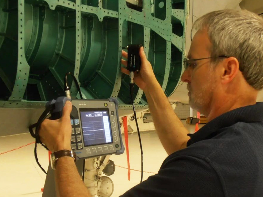 Industrial Ultrasonic Flaw Detector LCD Screen Selection Guide